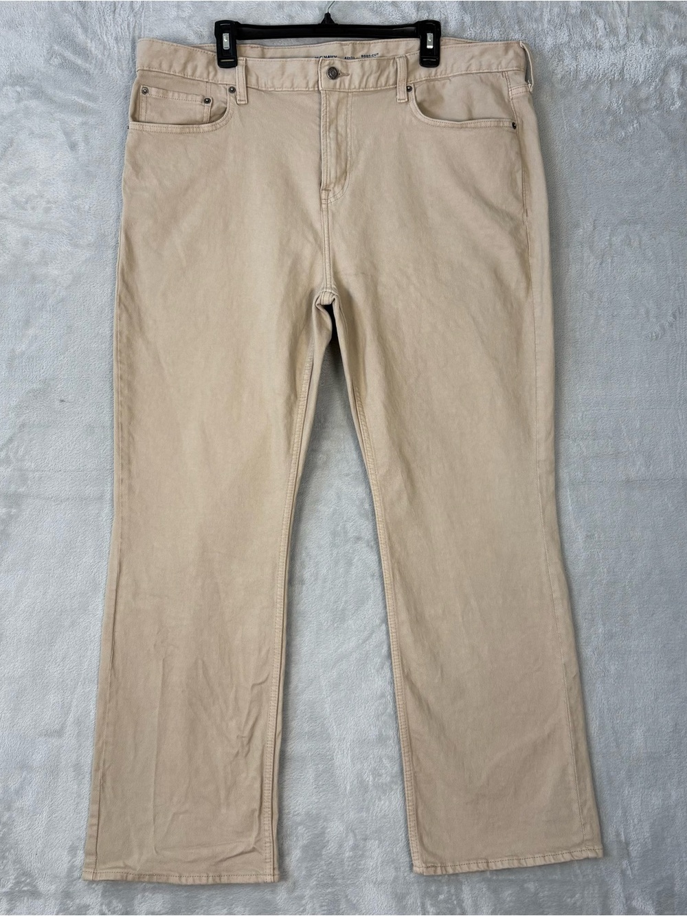 Old Navy Built-In Flex Mens Jeans 42x32 Boot Cut Tan 5 Pocket Denim (Fits 42x30)